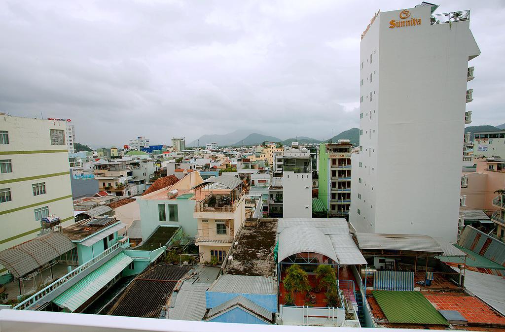 Sun Flower Hotel Nha Trang Zewnętrze zdjęcie