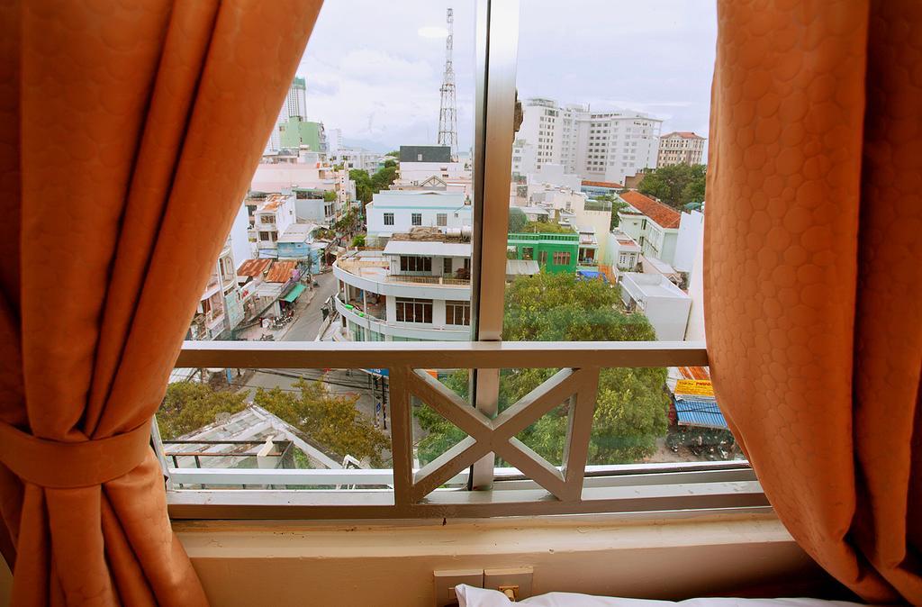 Sun Flower Hotel Nha Trang Zewnętrze zdjęcie