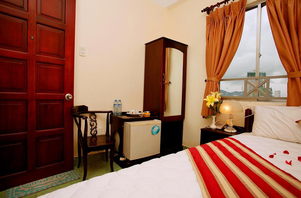 Sun Flower Hotel Nha Trang Zewnętrze zdjęcie