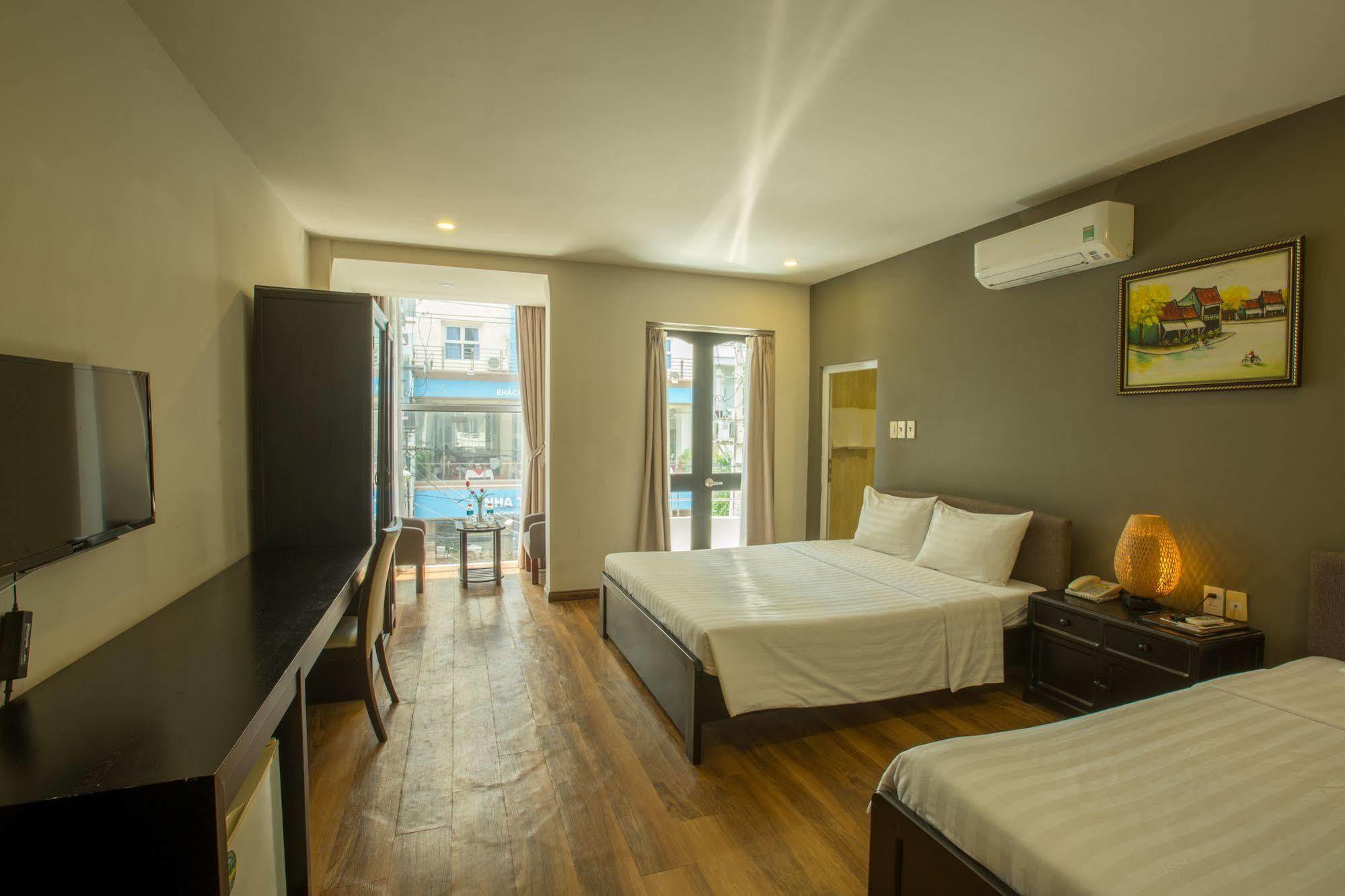 Sun Flower Hotel Nha Trang Zewnętrze zdjęcie