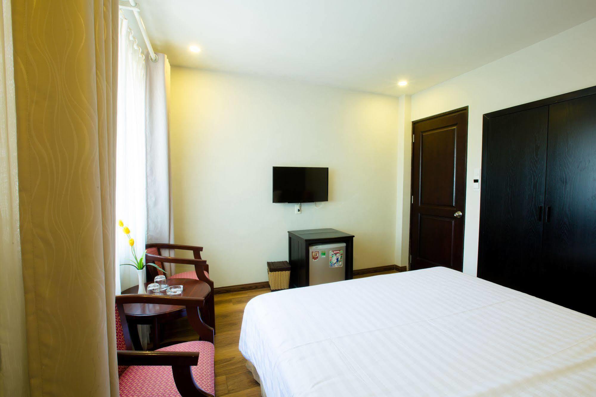 Sun Flower Hotel Nha Trang Zewnętrze zdjęcie