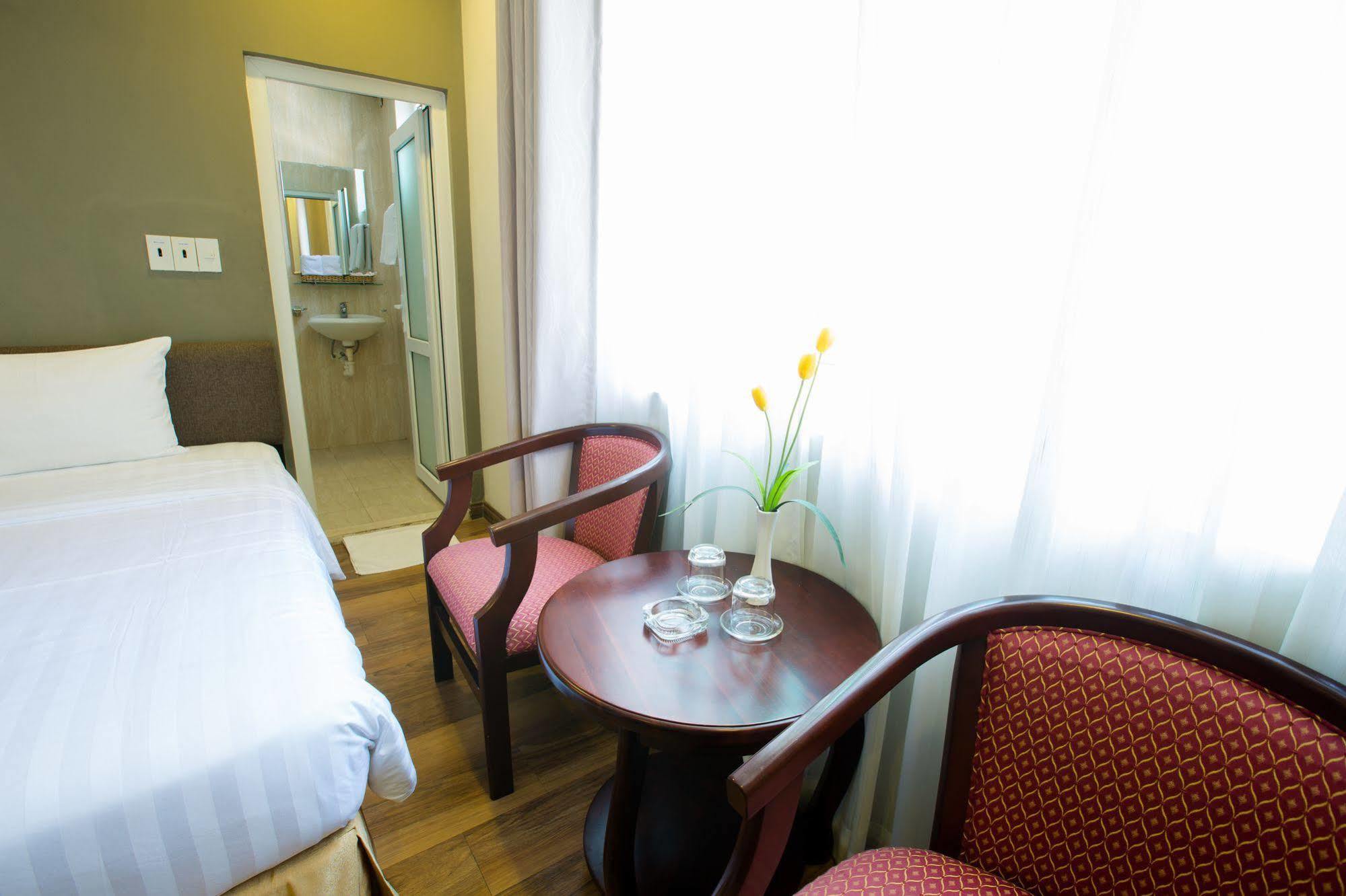 Sun Flower Hotel Nha Trang Zewnętrze zdjęcie